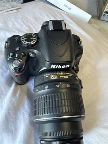Nikon d5100 camera mint - nikon,
