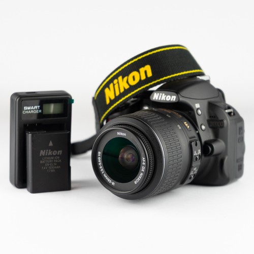 Nikon d3100 2mp dslr camera - 14.2mp,