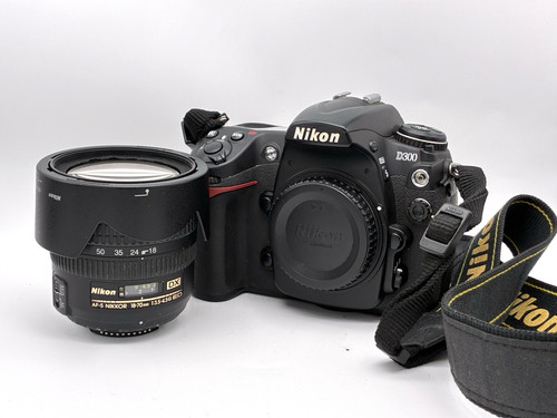 Nikon d300 dslr camera - nikon,