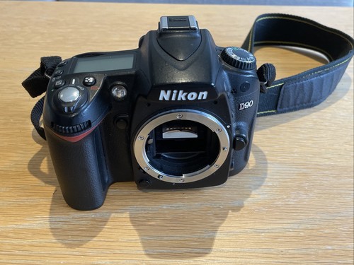 Nikon d90 digital slr camera - d90,