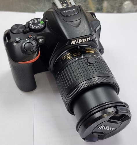 Nikon d5600 dslr camera - nikon,