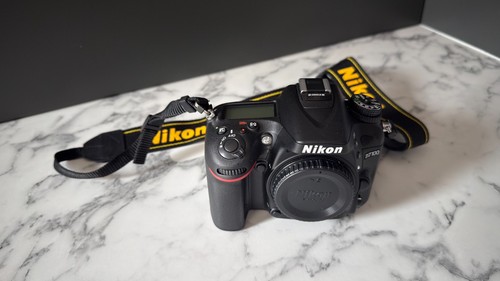 Nikon d7100 camera body - camera, and