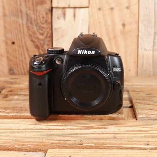 Used nikon d5000 dslr camera - dslr,