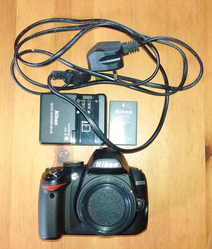 Nikon d3000 2mp - d3000, 10.2mp