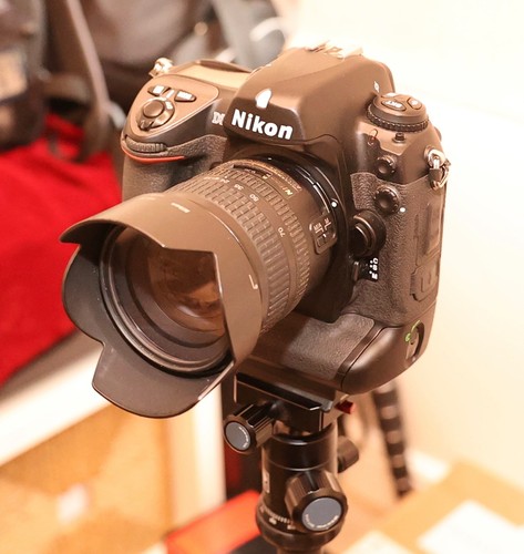 Nikon d2x camera - nikon, only