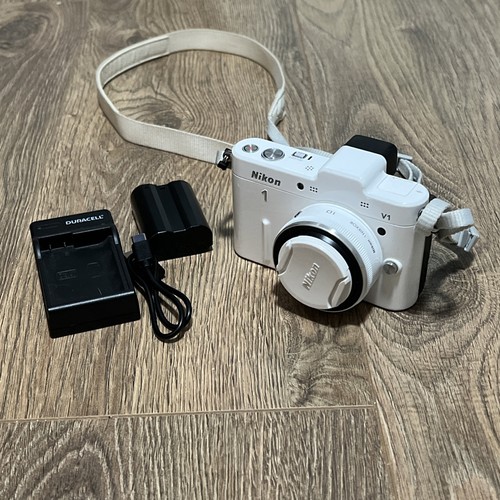 Nikon white 10mm f2 8 - nikon, v1