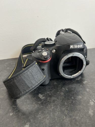 Nikon d5100 2mp digital - nikon, slr