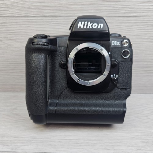 Nikon d1x 3mp - digital, slr