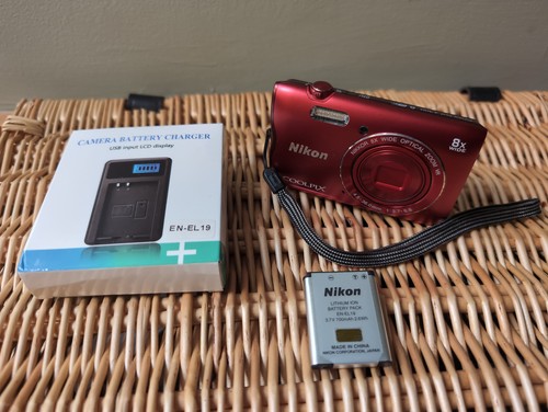 Nikon coolpix a300 digital - coolpix,