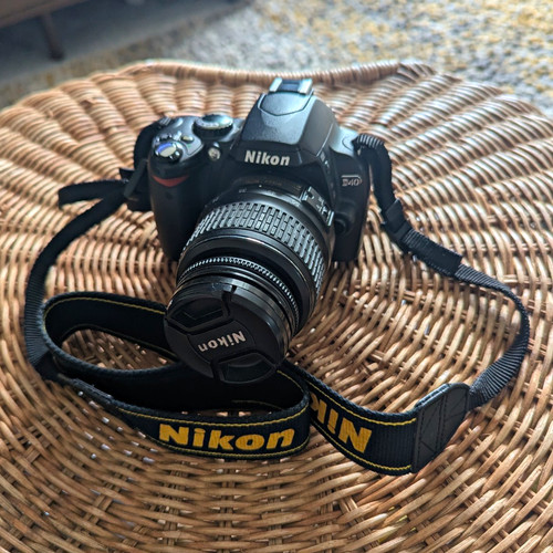 Mint immaculate nikon - /, d40
