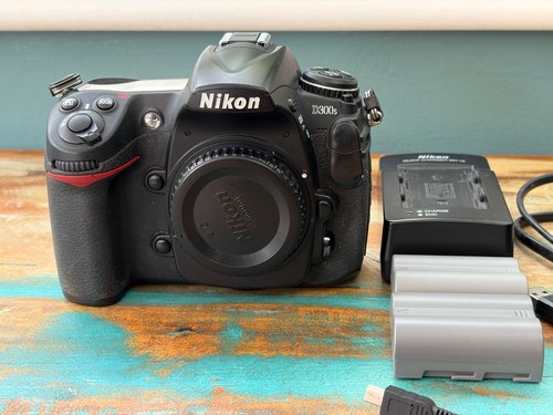 Nikon d300s 3mp digital - nikon,