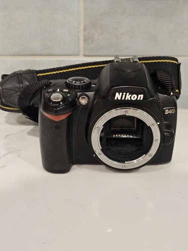 Nikon d40 digital camera slr - digital,