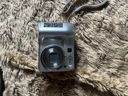 Silver nikon coolpix 7600 - coolpix,