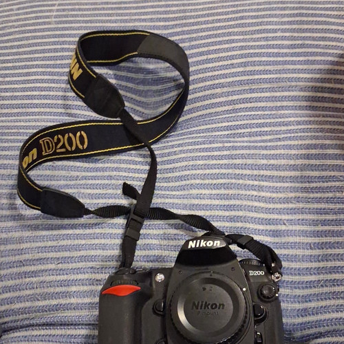 Nikon d200 digital - digital, slr