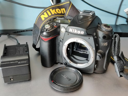 Nikon d90 series - d90,
