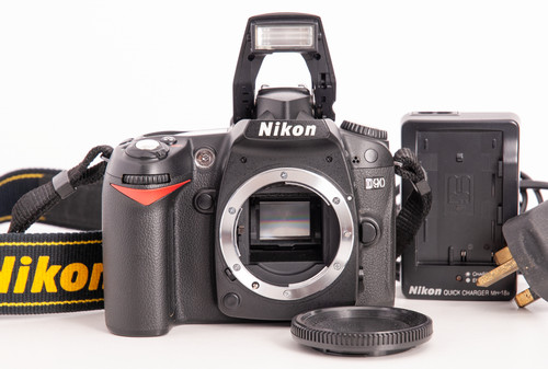 Nikon d90 vgc low - d90, *vgc