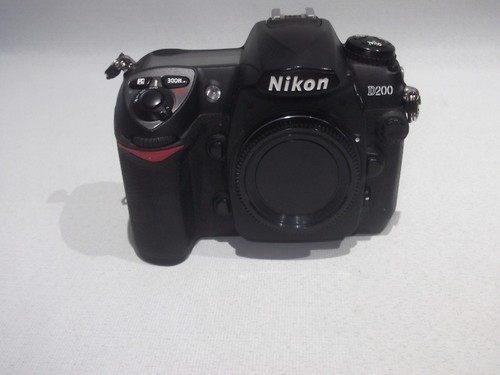 Nikon d200 dslr digital camera - d200,